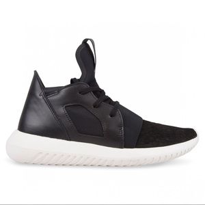 ADIDAS TUBULAR DEFIANT BLACK SNEAKERS